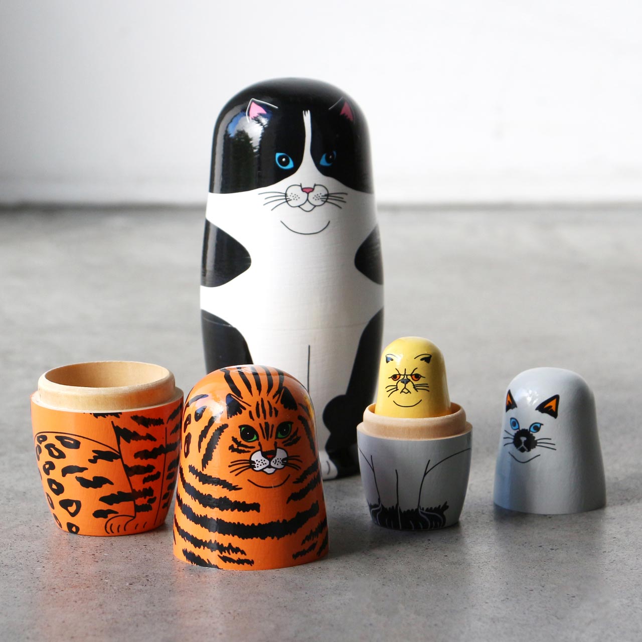 【KV015】11cm級 マトリョーシカ カバノヴァ　くまの親子 FELINE 5 猫のマトリョーシカ MIDORI KOMATSU – 生活雑貨 育てる