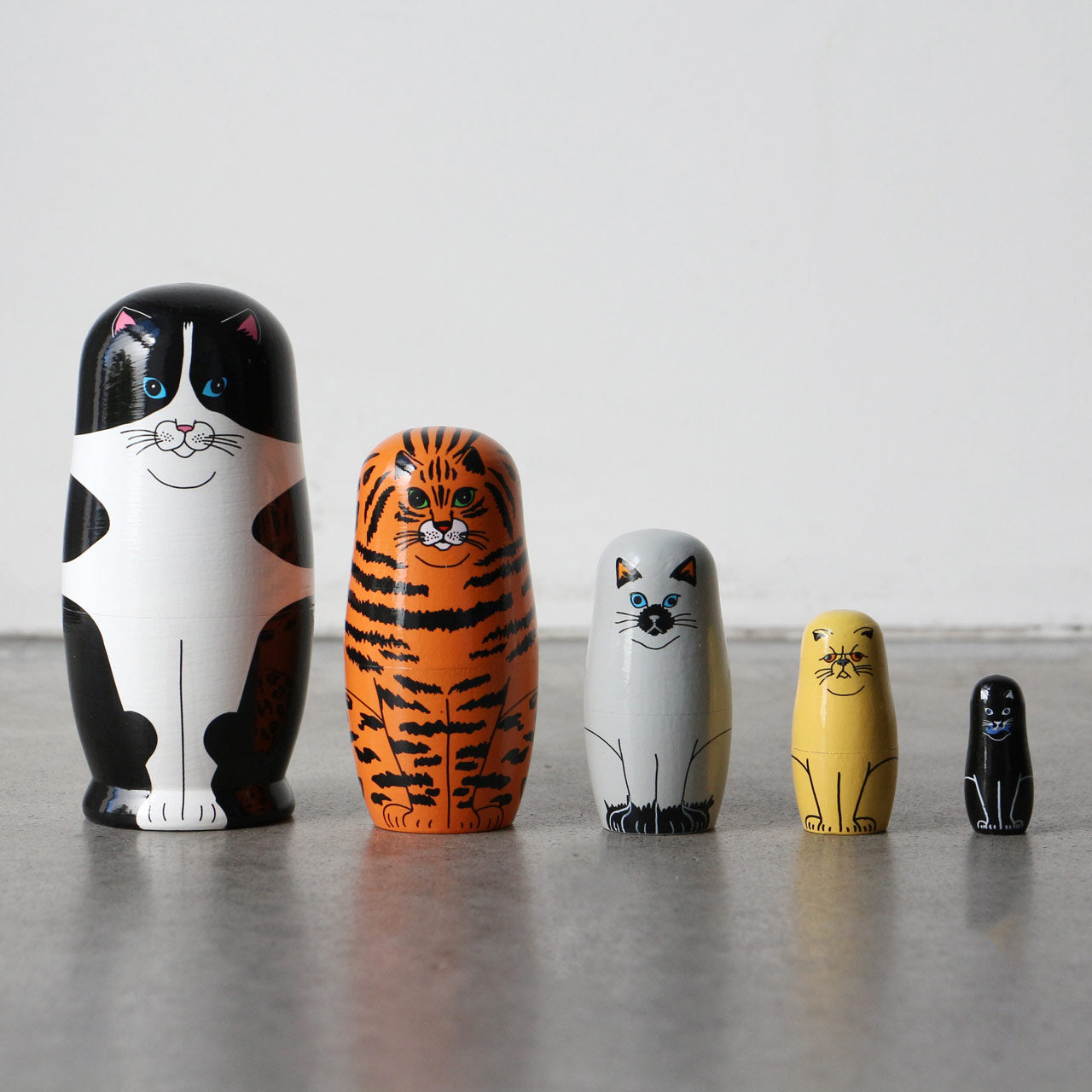 FELINE 5 猫のマトリョーシカ MIDORI KOMATSU – 生活雑貨 育てる