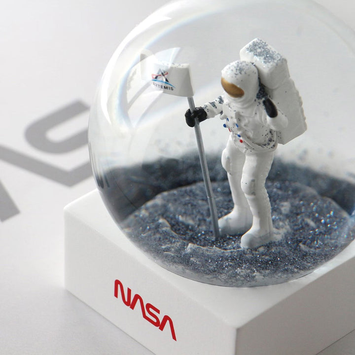 NASA SNOW GLOBE 宇宙飛行士 スノードーム