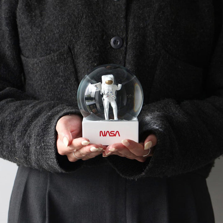 NASA SNOW GLOBE 宇宙飛行士 スノードーム