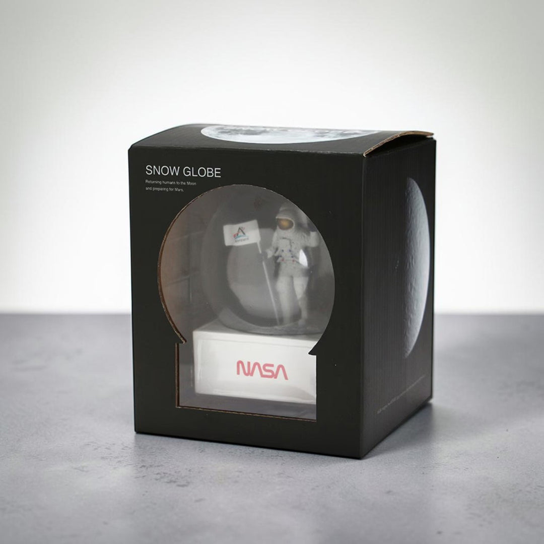 NASA SNOW GLOBE 宇宙飛行士 スノードーム